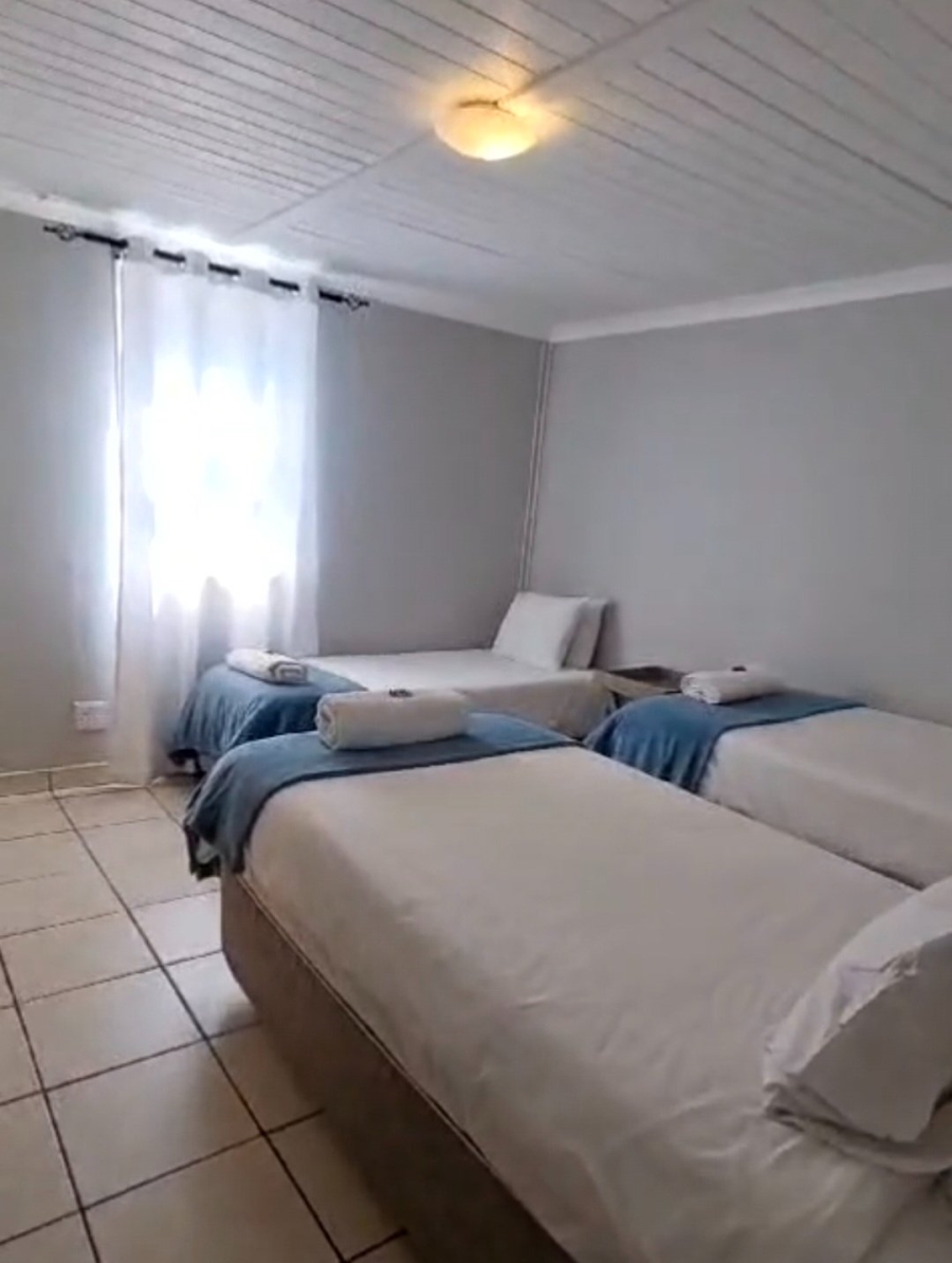 To Let 2 Bedroom Property for Rent in Mossel Bay Central Western Cape